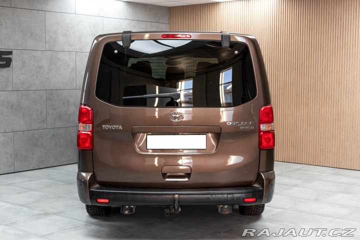Toyota ProAce Verso 2.0D L2*REZERVACE* 2021