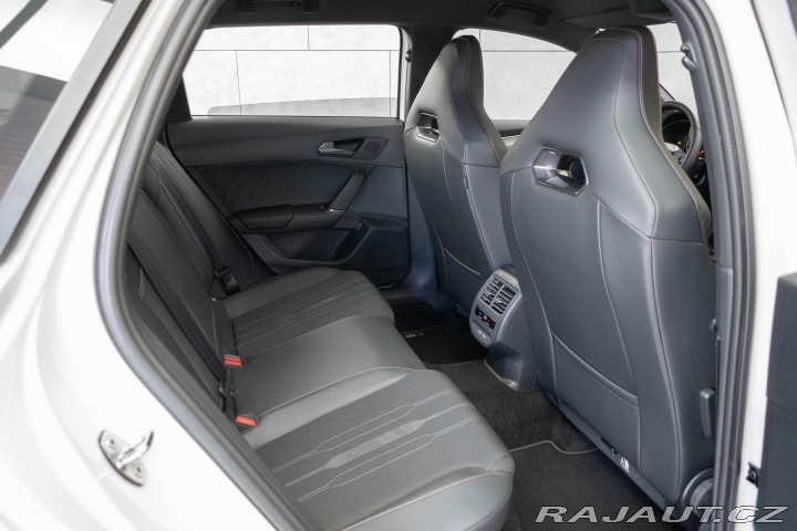 Cupra Leon TSI 228 VZ REZERVACE 2024