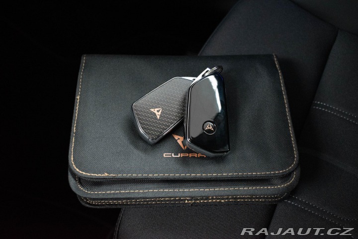 Cupra Leon TSI 228 VZ REZERVACE 2024