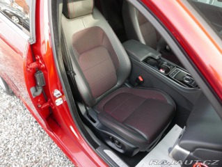 Jaguar XE 2,0 D 180 R-Sport REZERVA 2016