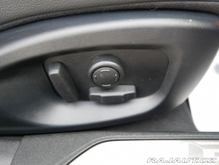 Jaguar XE 2,0 D 180 R-Sport REZERVA 2016