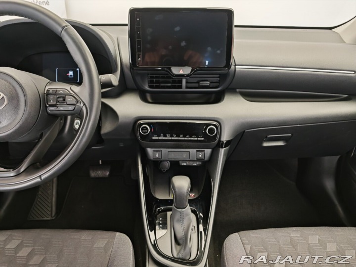 Toyota Yaris 1.5 Hybrid e-CVT Style 2024