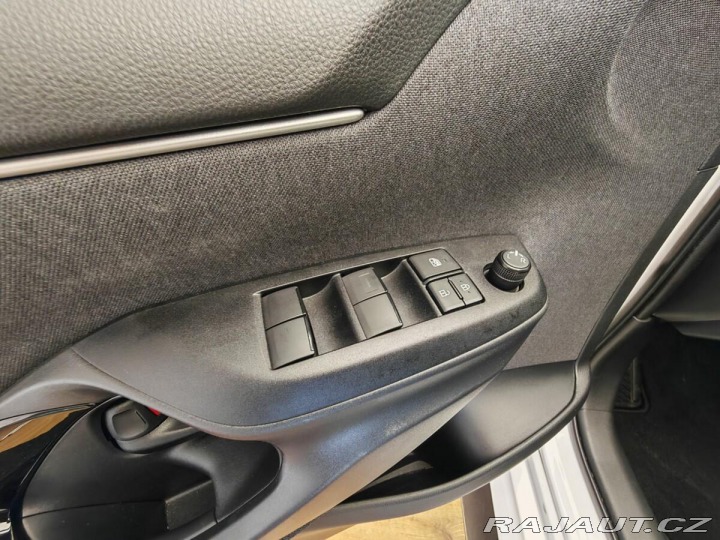 Toyota Yaris 1.5 Hybrid e-CVT Style 2024