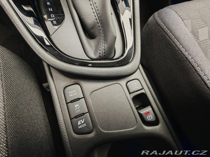 Toyota Yaris 1.5 Hybrid e-CVT Style 2024