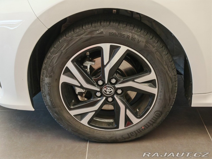 Toyota Yaris 1.5 Hybrid e-CVT Style 2024