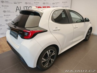 Toyota Yaris 1.5 Hybrid e-CVT Style 2024