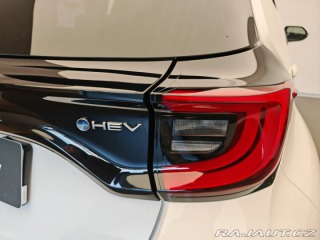 Toyota Yaris 1.5 Hybrid e-CVT Style 2024