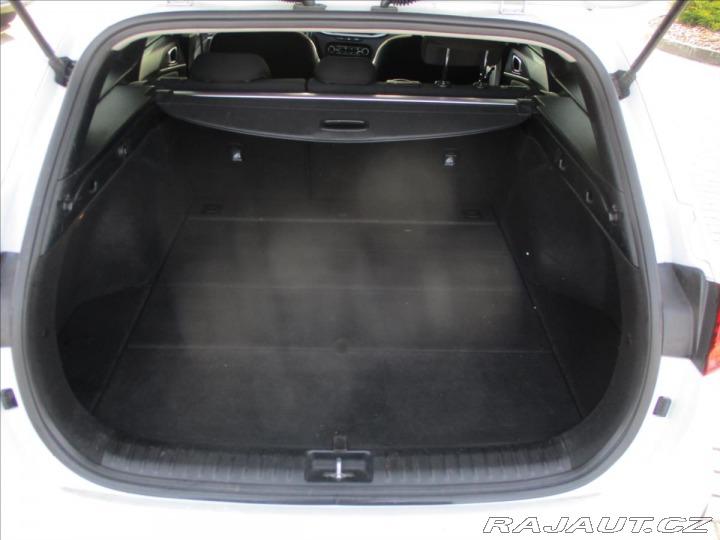 Kia Ceed 1,6 CRDi 85kw Tažné, Vyhř 2019