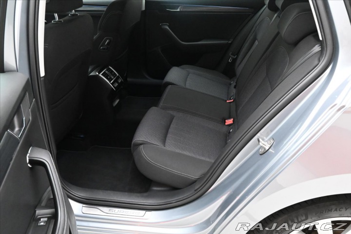 Škoda Superb 1,4 TSI iV 160 kW DSG Zár 2021