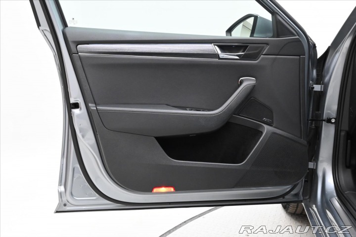 Škoda Superb 1,4 TSI iV 160 kW DSG Zár 2021