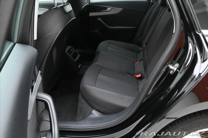 Audi A4 3,0 45TDI V6 170 kW Quatt 2019