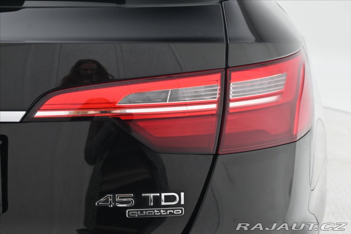 Audi A4 3,0 45TDI V6 170 kW Quatt 2019