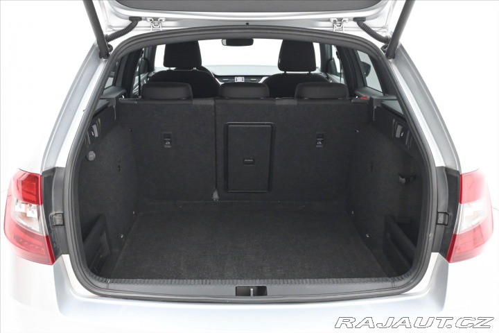 Škoda Octavia 2,0 TDI 110 kW DSG STYLE 2020