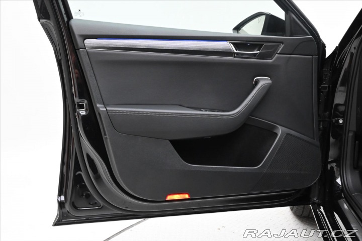 Škoda Superb 2,0 TDI 110 kW STYLE DSG 2023