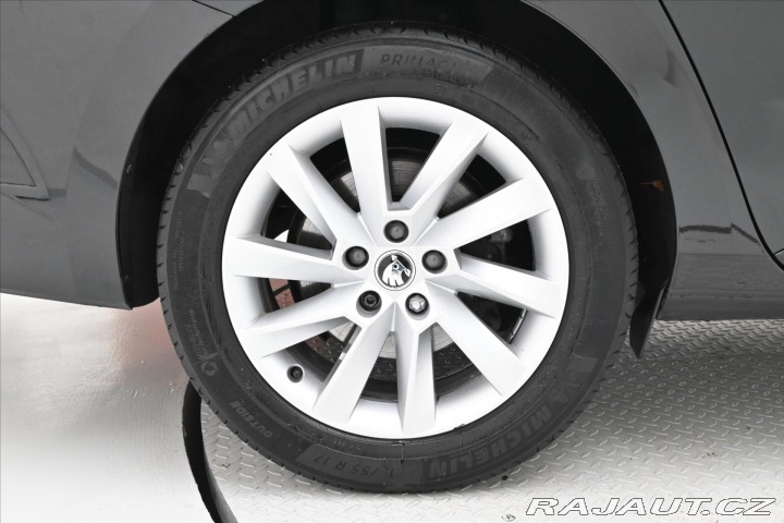 Škoda Superb 2,0 TDI 110 kW DSG Style 2023