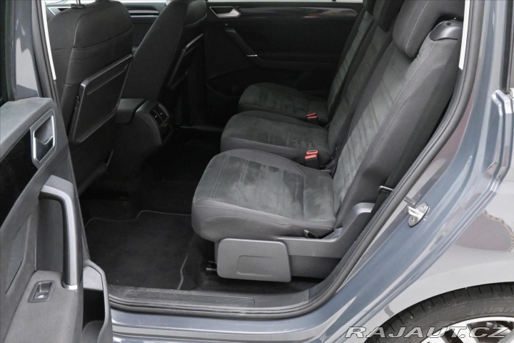 Volkswagen Touran 2,0 TDI 110 kW DSG 7/Míst 2023