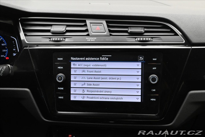 Volkswagen Touran 2,0 TDI 110 kW DSG 7/Míst 2023