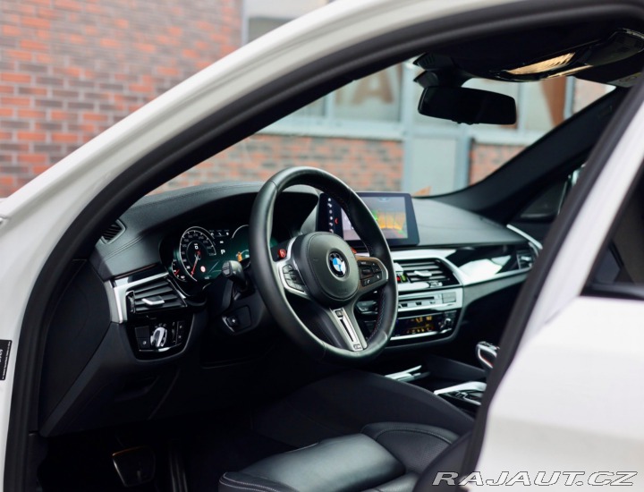 BMW M5 xDrive | M Drivers Pack 2019