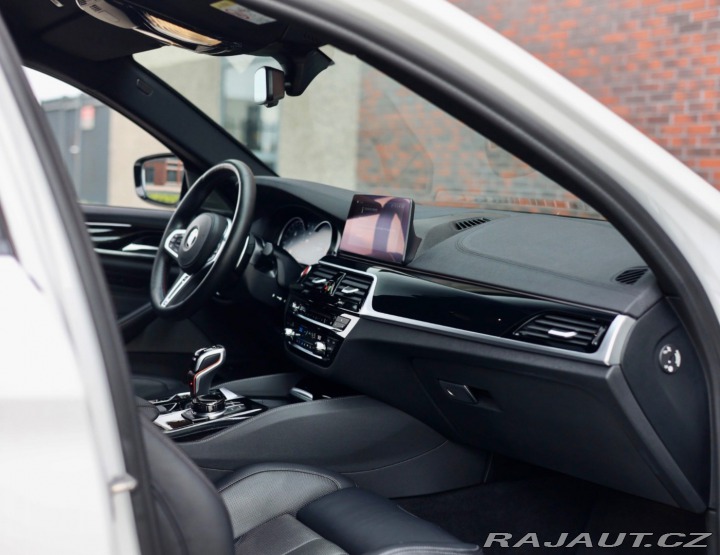 BMW M5 xDrive | M Drivers Pack 2019