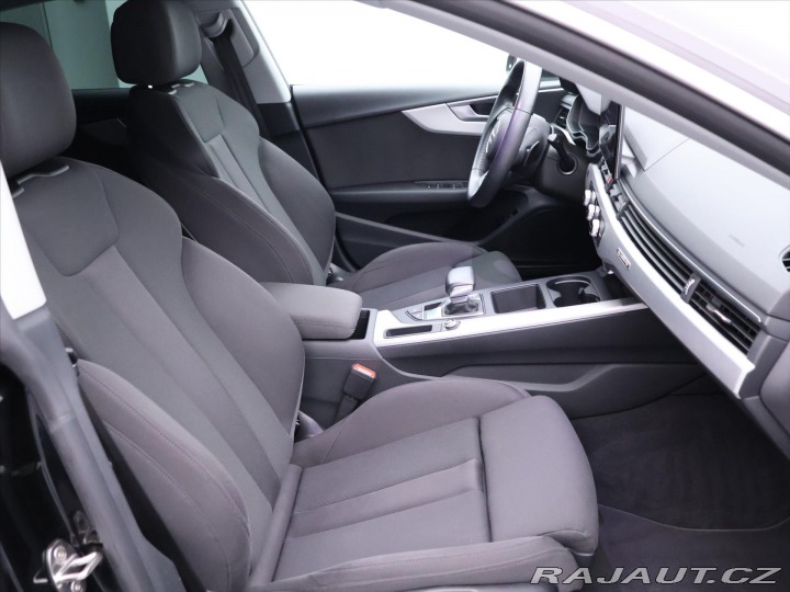 Audi A5 2,0 45TFSI Quattro Advanc 2022