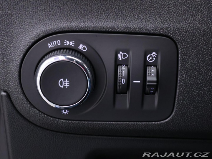 Opel Crossland X 1,2 T 81kW Aut.klima CZ 2021