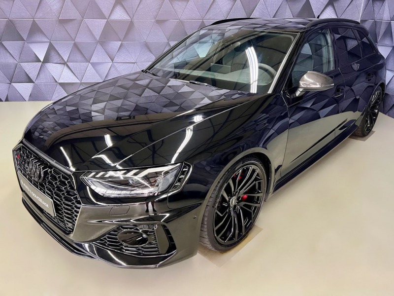 Audi RS4 QUATTRO, BANG&OLUFSEN