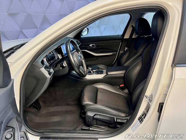 BMW 3 320d xDrive AT ADVANTAGE, 2020