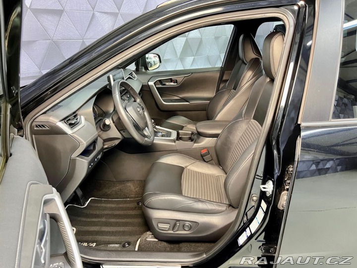 Toyota RAV4 RAV4 2.5 HYBRID e-CVT AWD 2021