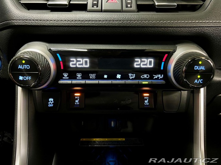 Toyota RAV4 2.5 HYBRID e-CVT AWD BLAC 2021