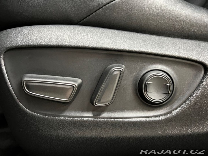 Toyota RAV4 2.5 HYBRID e-CVT AWD BLAC 2021