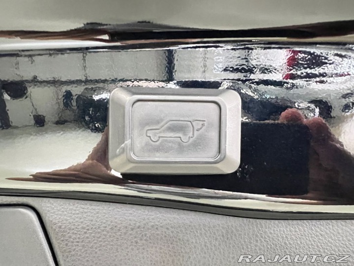 Toyota RAV4 RAV4 2.5 HYBRID e-CVT AWD 2021