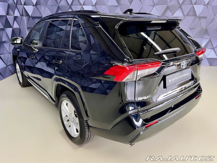 Toyota RAV4 2.5 HYBRID e-CVT AWD BLAC 2021
