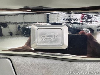 Toyota RAV4 2.5 HYBRID e-CVT AWD BLAC 2021