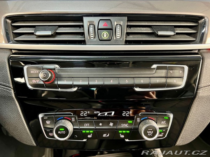 BMW X1 2.0d xDrive LUXURY, PANOR 2021