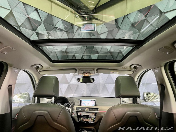 BMW X1 2.0d xDrive LUXURY, PANOR 2021