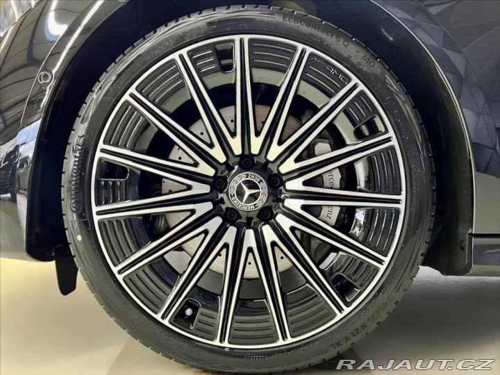 Mercedes-Benz E 220d 4M AMG, PANORAMA, TA 2025