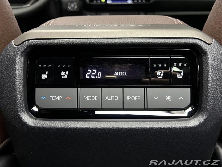 Toyota Land Cruiser 2.8D AWD FIRST EDITION, J 2025