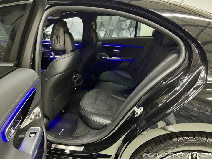 Mercedes-Benz E 300de 4M AMG, WEBASTO, TA 2023