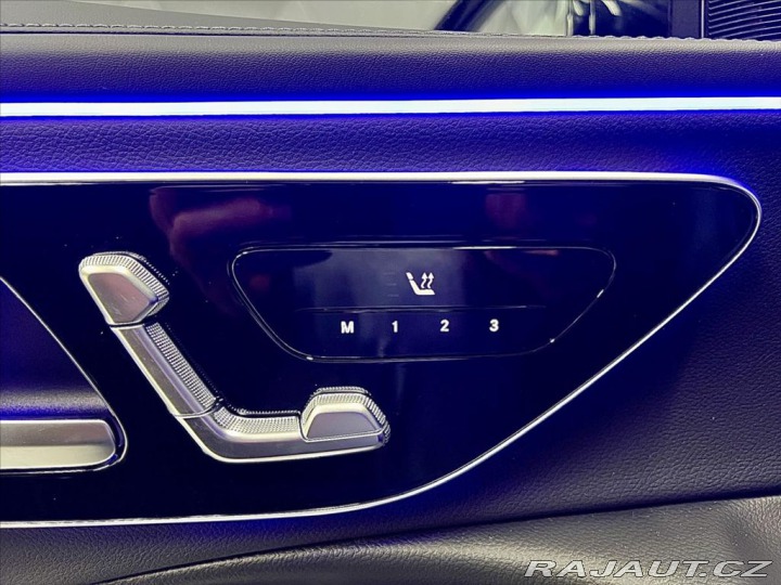 Mercedes-Benz E 300de 4M AMG, WEBASTO, TA 2023