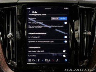 Volvo XC60 T6 AWD RECHARGE, LED, PAN 2023