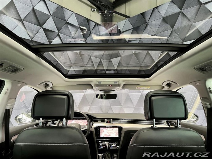 Volkswagen Passat 2.0 TDI DSG ELEGANCE, VIR 2020