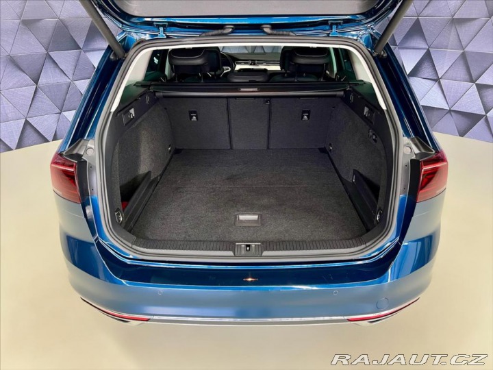 Volkswagen Passat 2.0 TDI DSG ELEGANCE, VIR 2020