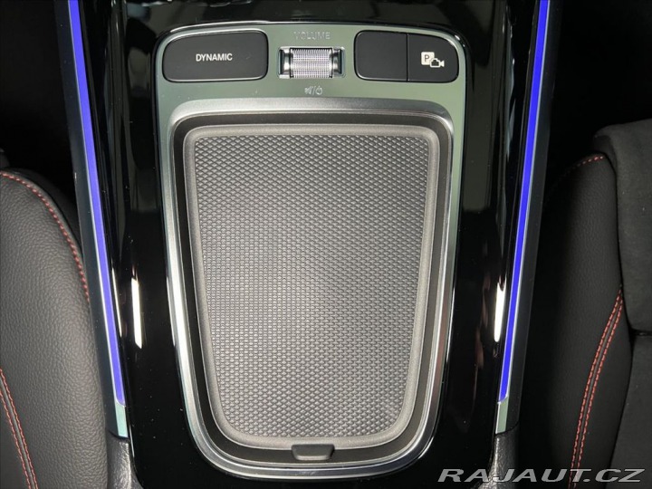 Mercedes-Benz GLA 200d 4M AMG, TAŽNÉ, KEYLE 2024