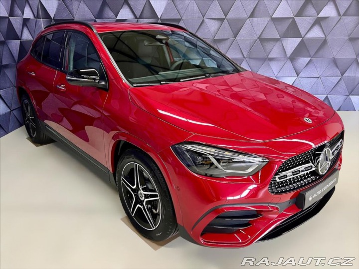 Mercedes-Benz GLA 200d 4M AMG, TAŽNÉ, KEYLE 2024