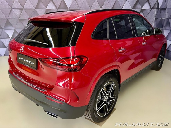 Mercedes-Benz GLA 200d 4M AMG, TAŽNÉ, KEYLE 2024