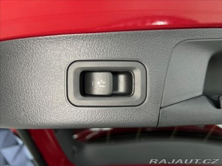 Mercedes-Benz GLA 200d 4M AMG, TAŽNÉ, KEYLE 2024