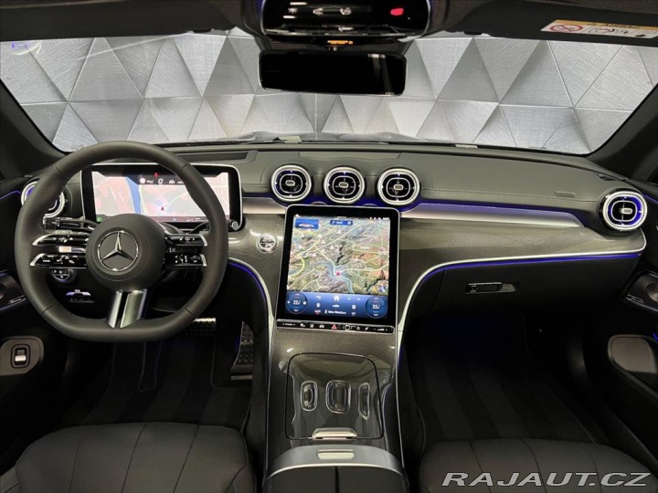 Mercedes-Benz Ostatní modely 300 AMG 4M, WEBASTO, PANO 2024