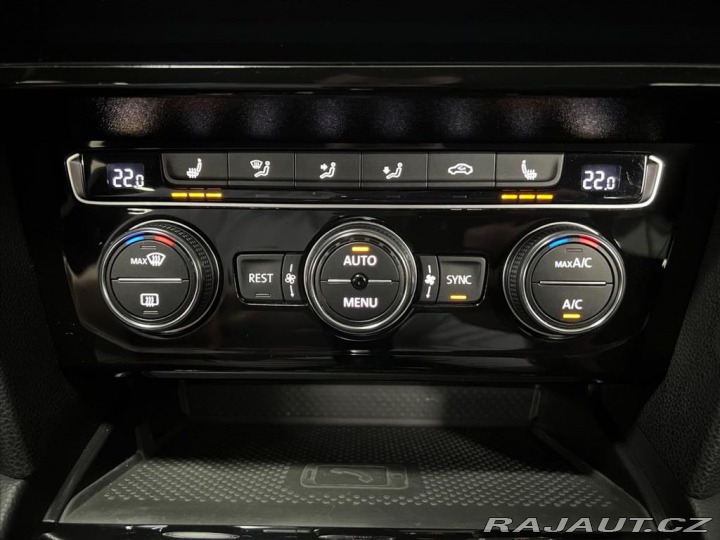 Volkswagen Arteon 2.0 TDI DSG R-LINE, MASÁŽ 2020