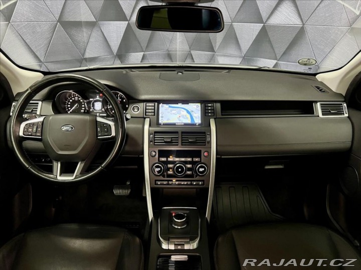 Land Rover Discovery TD4 180k 4WD, NAVIGACE, 7 2018