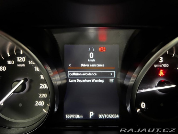 Land Rover Discovery TD4 180k 4WD, NAVIGACE, 7 2018